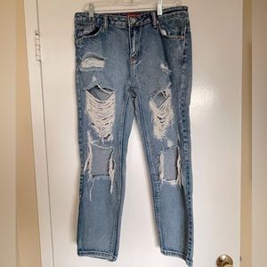 Super cute jeans!!! No stretch. Never worn no tags.
